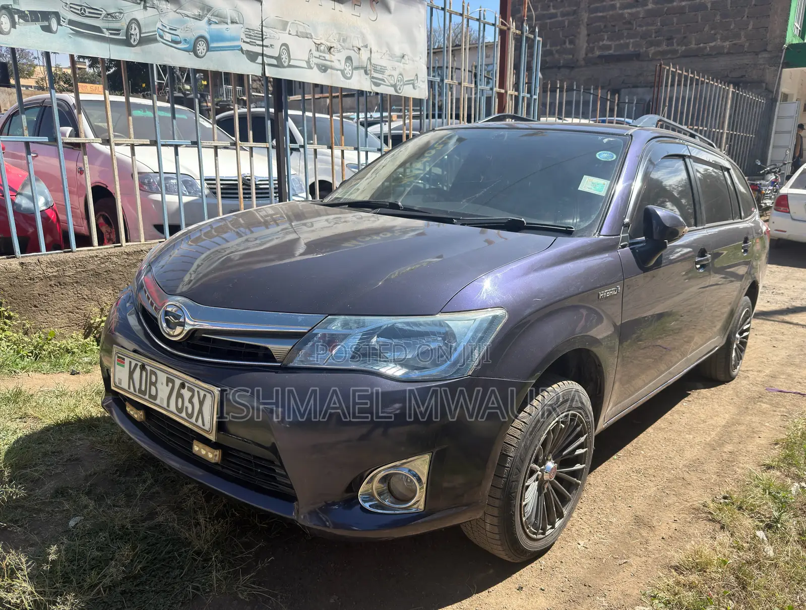 Toyota Corolla Fielder 1.5 Hybrid FWD 2014 Purple