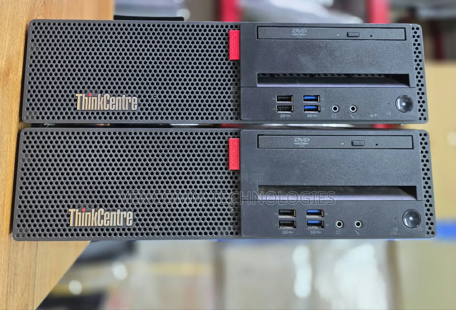 Desktop Computer Lenovo ThinkCentre M720 SFF 8GB AMD Ryzen 5 SSD 256GB