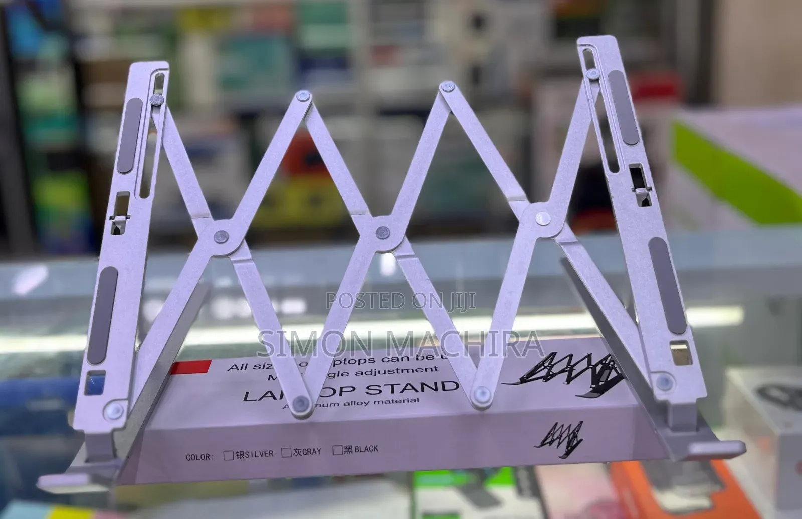 Expandable Metallic Laptop Stand