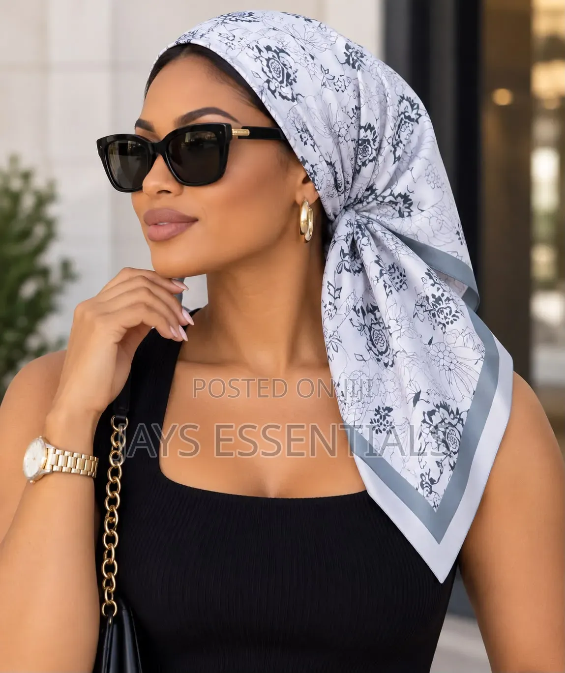 Multipurpose Square Scarfs