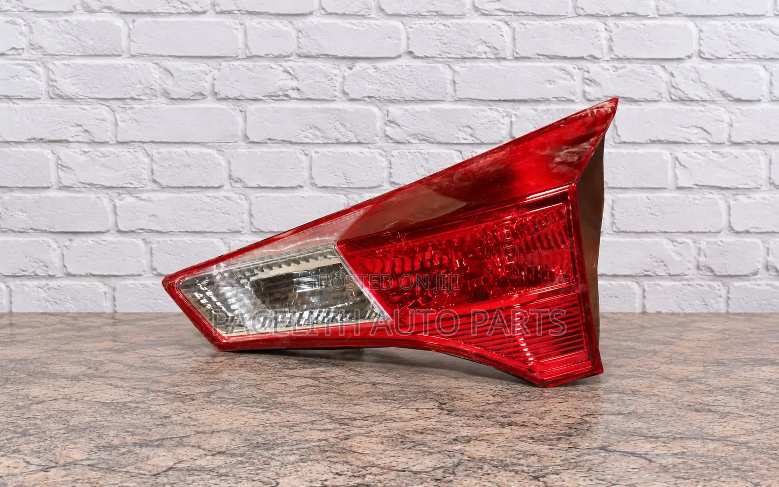 Back Lamp / Light Toyota RAV4 2013/2014/2015