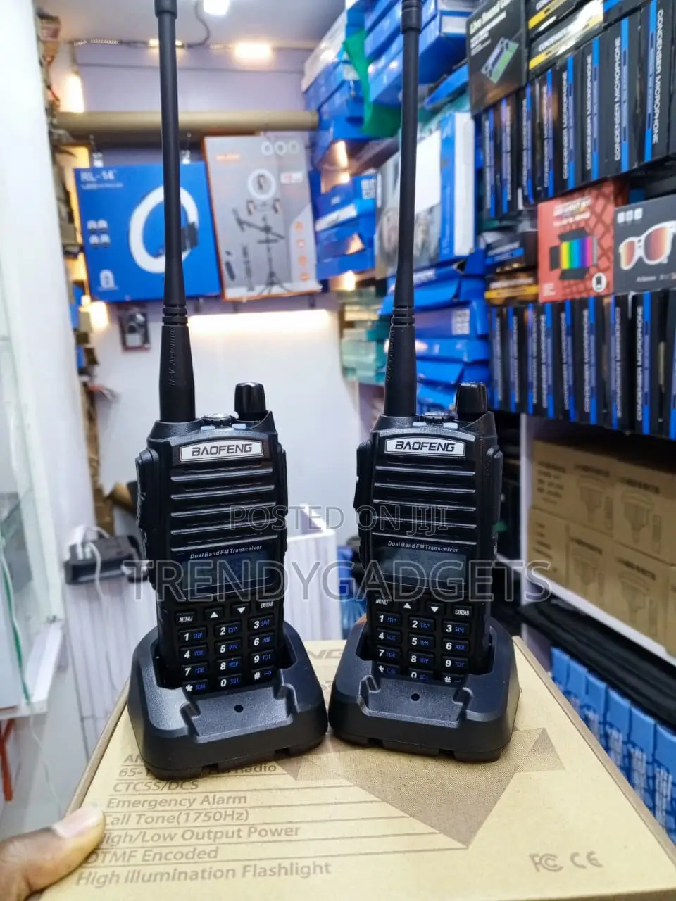 UV-82 VHF UHF Walkie Talkies With Dual PTT and 128 Channels