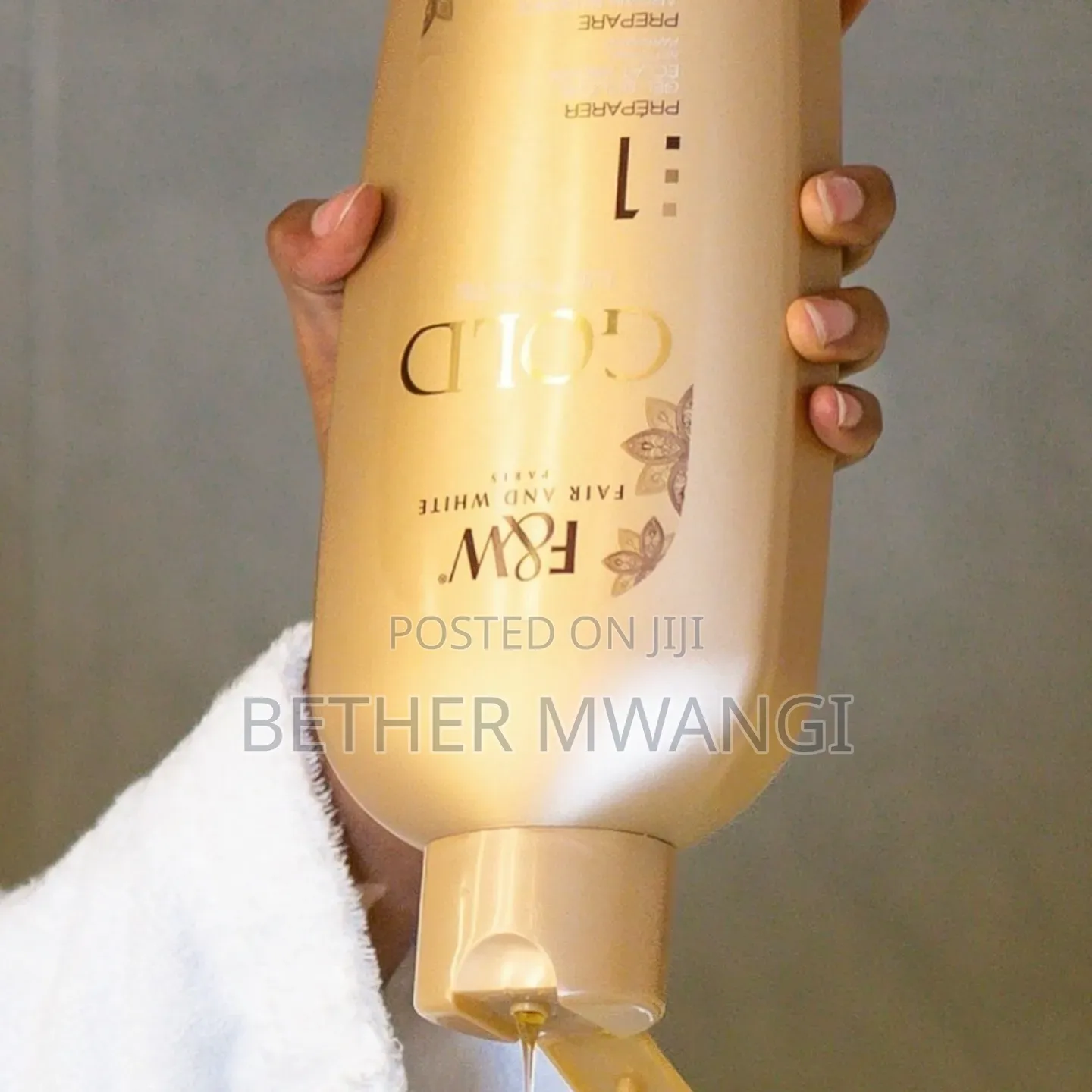 Fair & White Gold Ultimate 1 Argan Radiance Shower Gel in Kenya