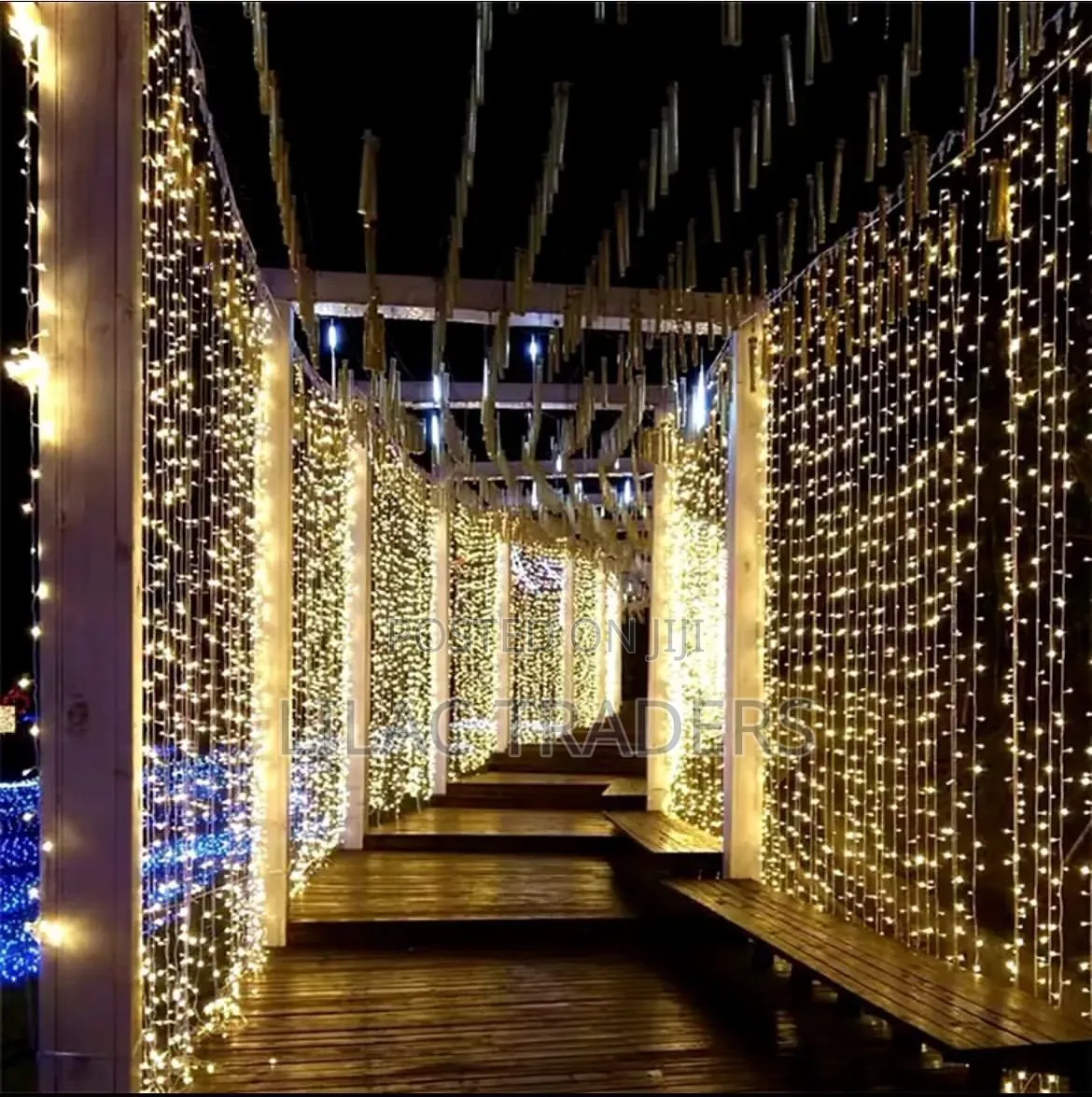 300 LED Window Curtain Lights Size: 3 × 3 Meters Bli