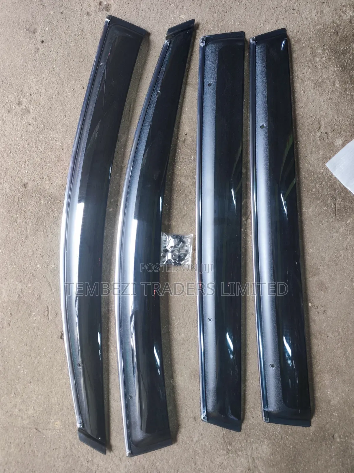 Toyota Ipsum Windbreakers (2002-2006) Chrome Trim - 4Pcs