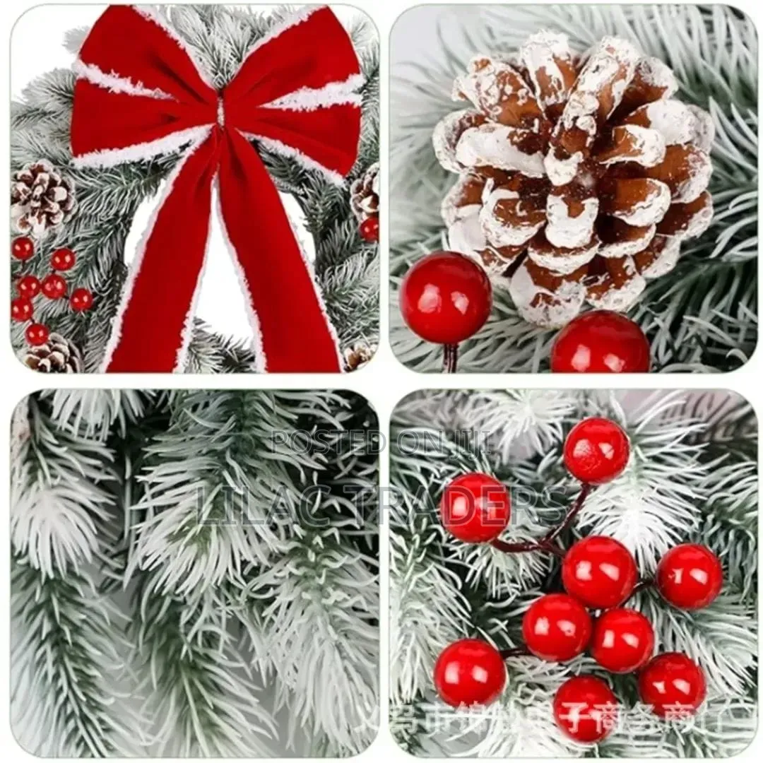 *35cm Pre-Lit Christmas Wreath Decoration*
Bli