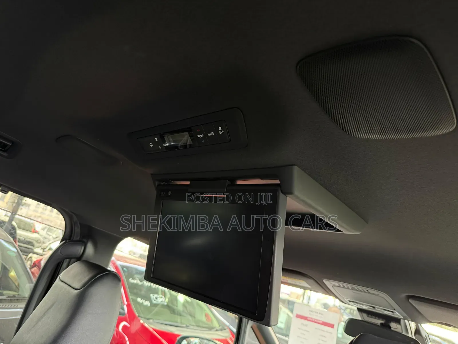 Toyota Noah 1.8 FWD Hybrid (7 seater) 2020 Black