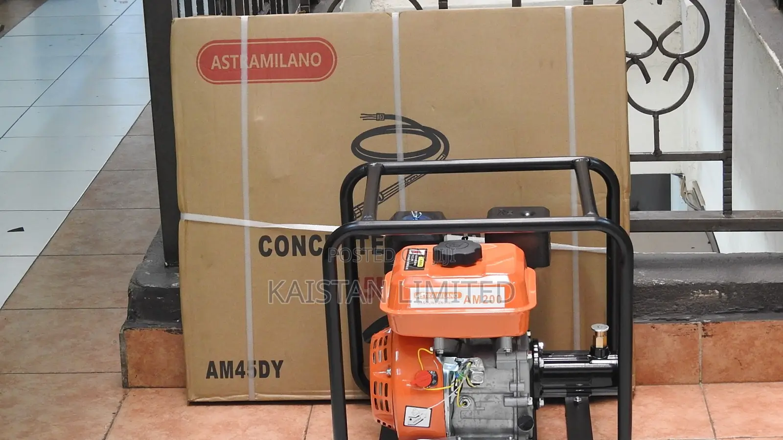 Astramilano AM200 Petrol Concrete Vibrator – 45mm X 6M Shaft