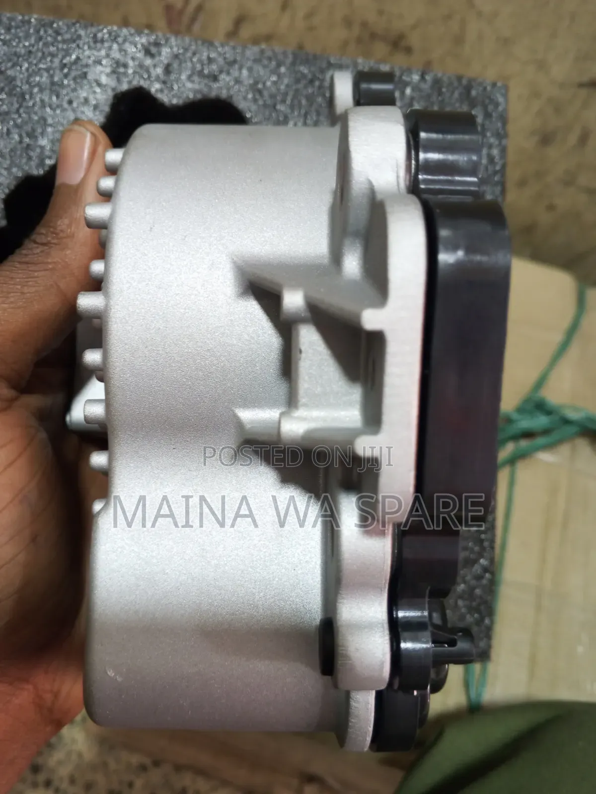 Original Hybrid Water Pump (TOYOTA AISIN)