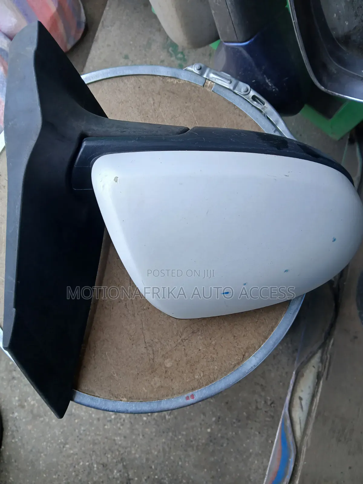 Demio 2008 Sidemirror