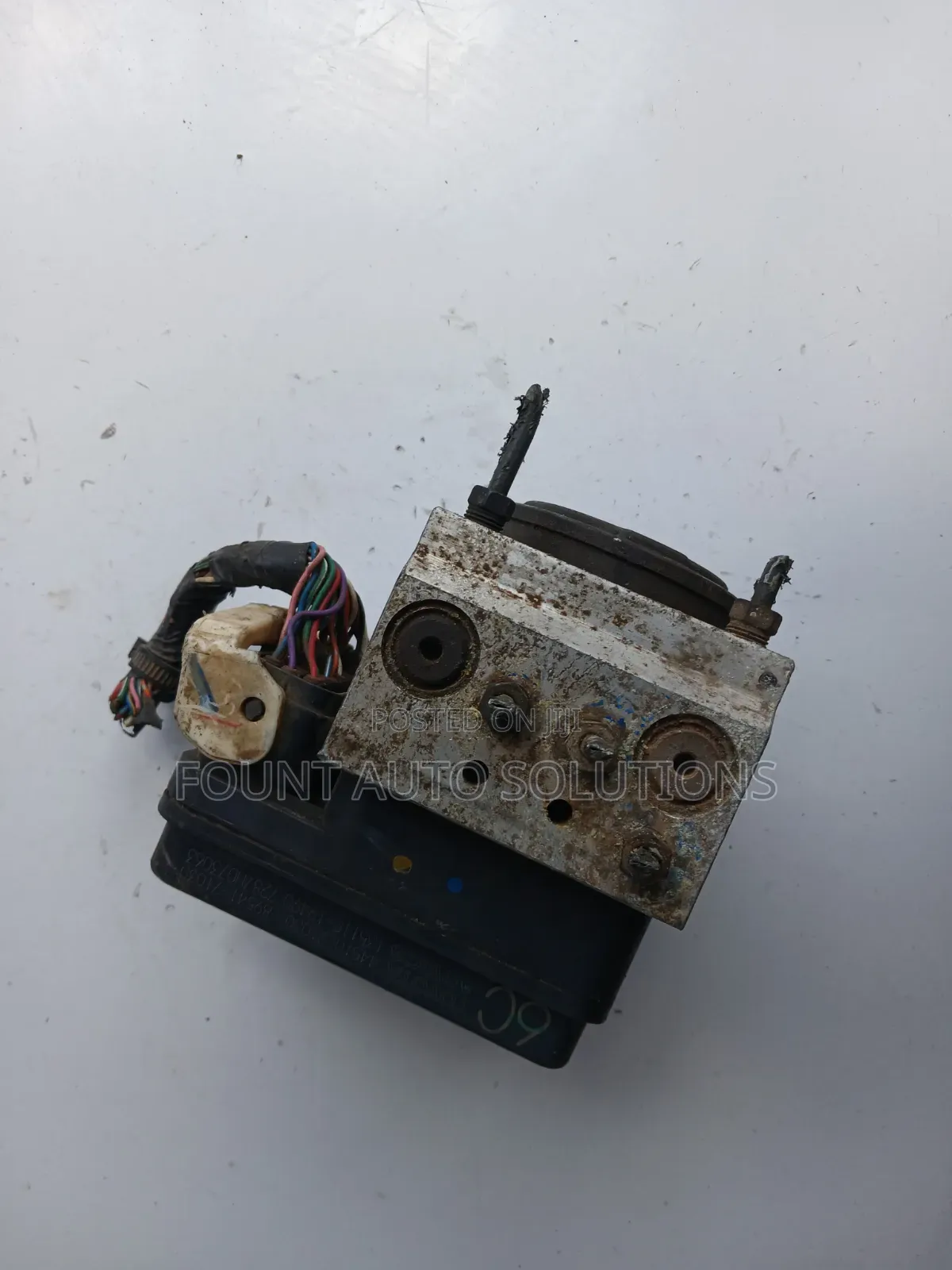ABS Pump Toyota Hilux 2013