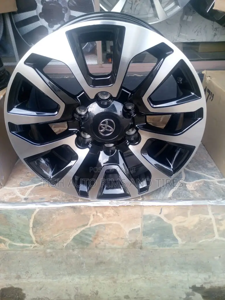 Landcruser V8,Lexus Lx 570 Rims Size 22 Inch