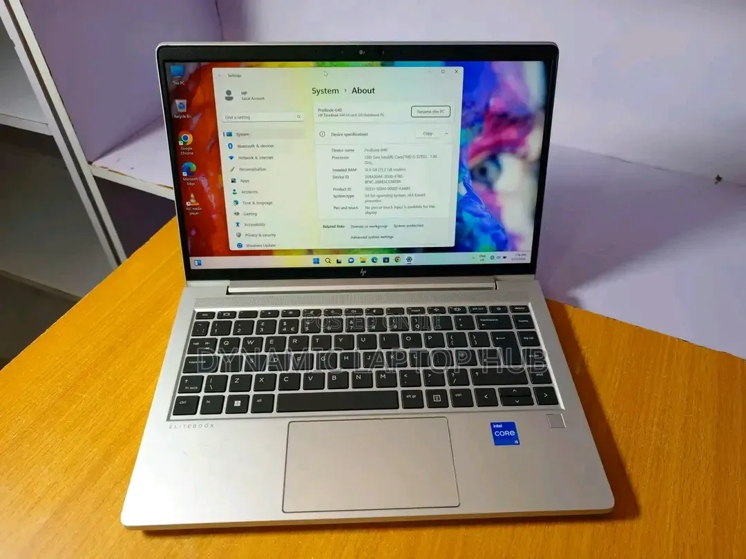 Laptop HP EliteBook 640 G9 16GB Intel Core i5 SSD 256GB