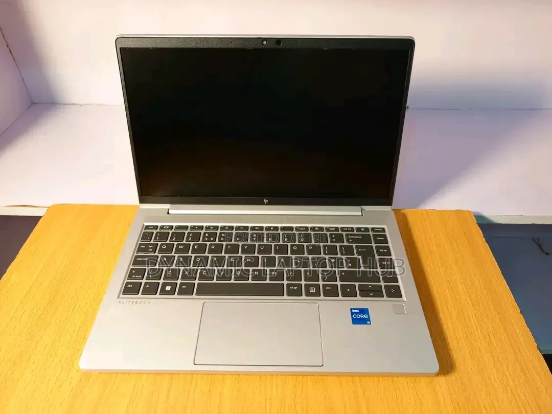 Laptop HP EliteBook 640 G9 16GB Intel Core i5 SSD 256GB