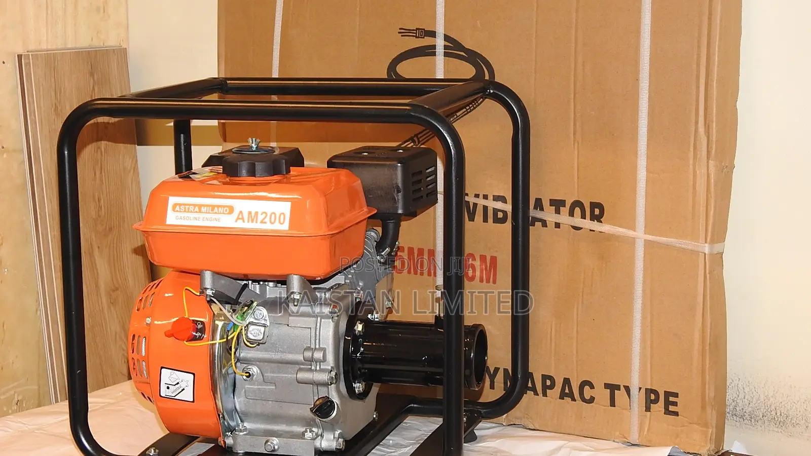 Astra Milano AM200 Petrol Concrete Vibrator 45mm X 6M