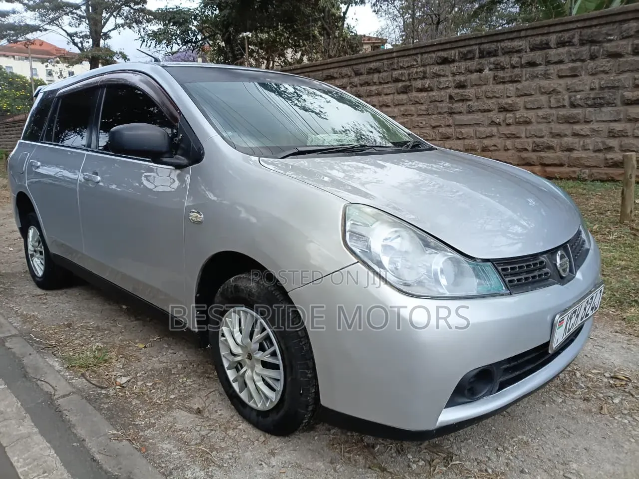 Nissan Wingroad 2009 Silver