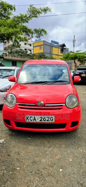 Toyota Sienta 1.5 AWD 2007 Red