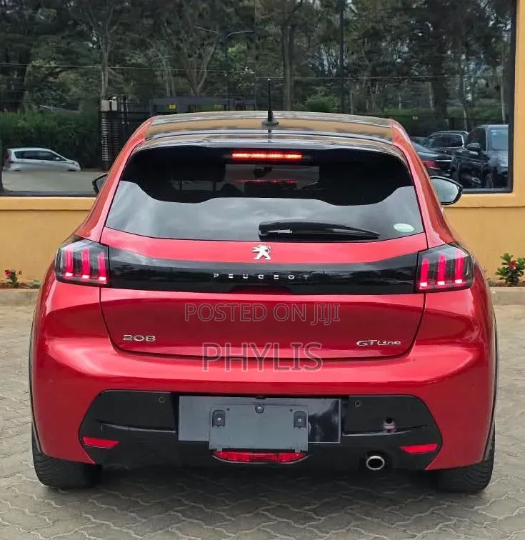 Peugeot 208 2020 Red