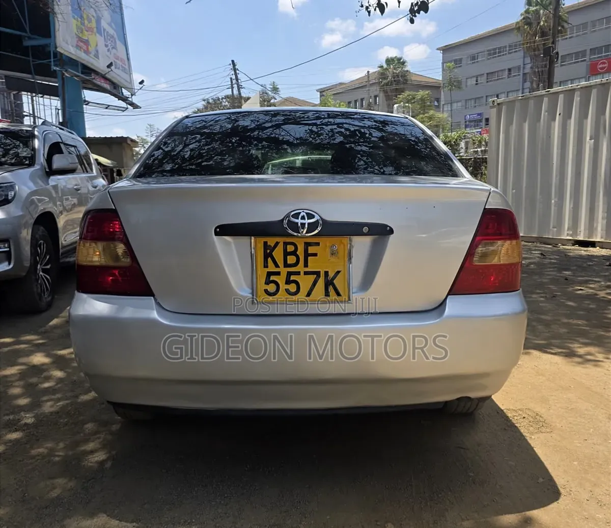 Toyota Corolla 2005 Silver