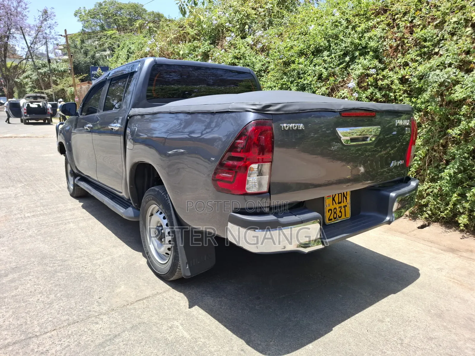 Toyota Hilux Revo Double Cab Deisel 2.4 AWD 2017 Gray