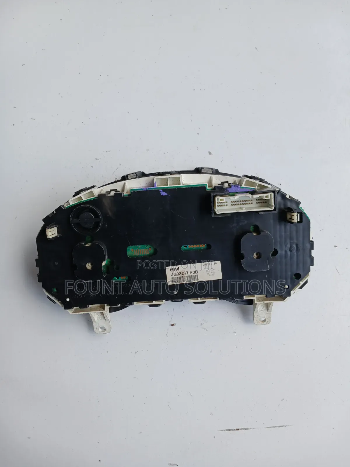Dashboard Clock/Speedometer Nissan X-Trail NT31