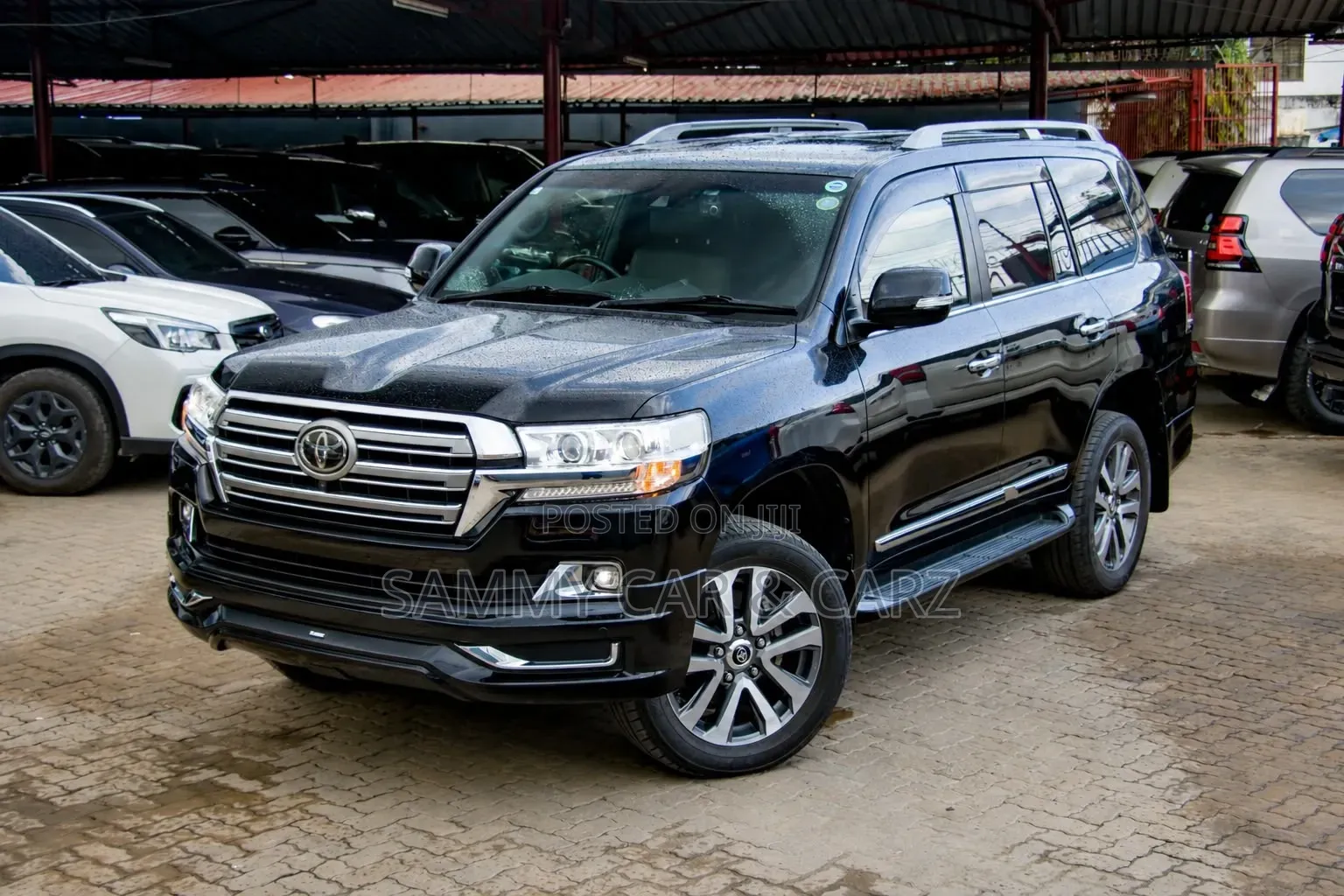 Toyota Land Cruiser 4.6 V8 ZX 2019 Black