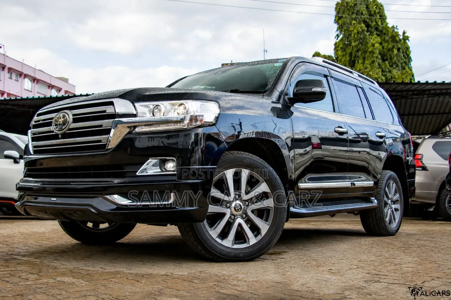 Toyota Land Cruiser 4.6 V8 ZX 2019 Black