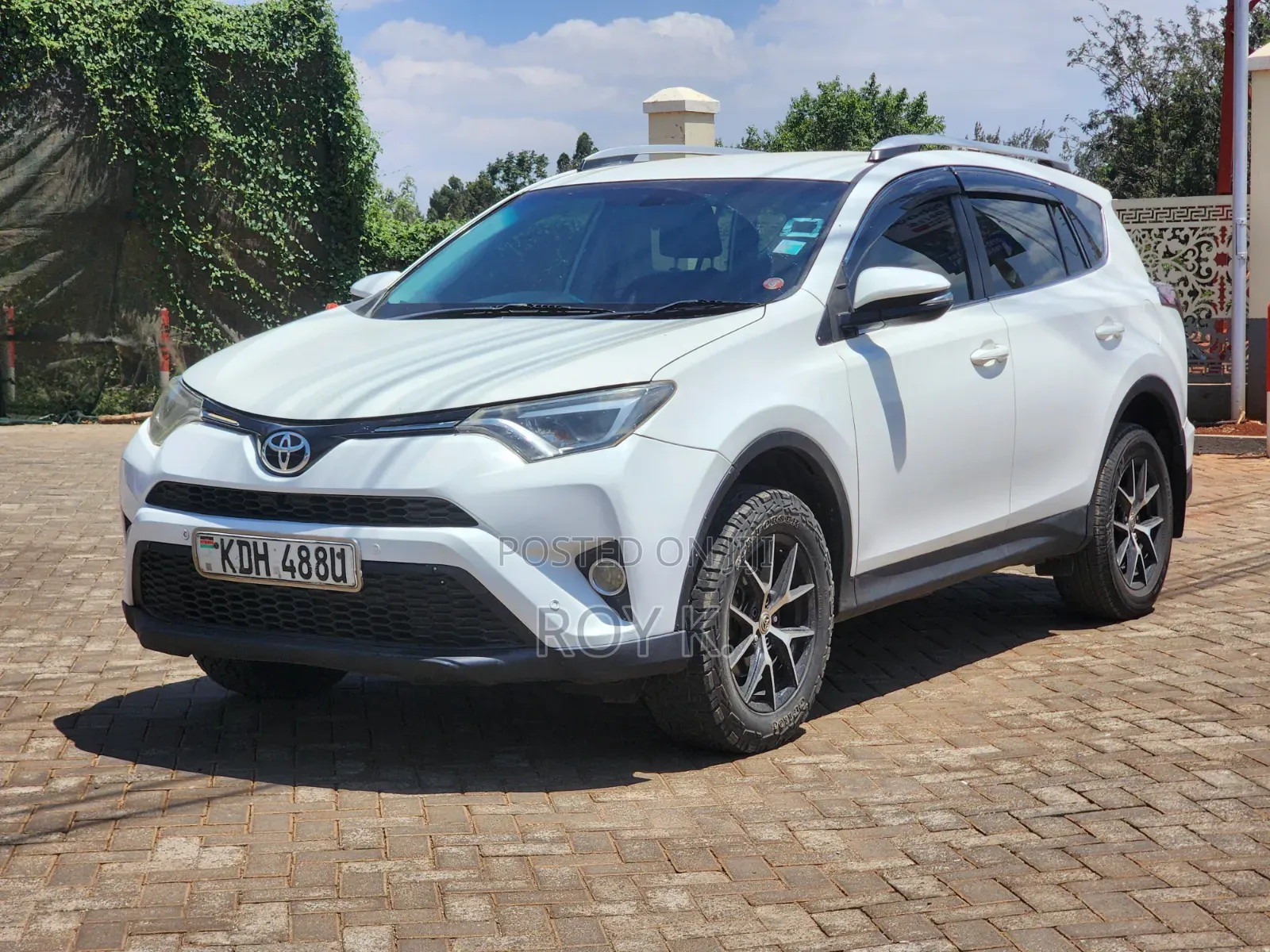 Toyota RAV4 2015 White