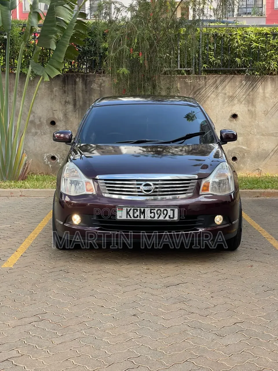 Nissan Bluebird 2010 Purple