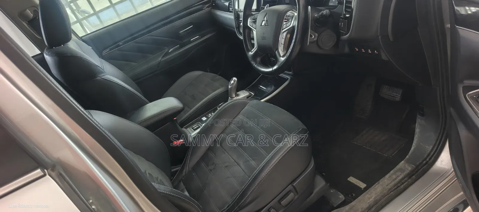 Mitsubishi Outlander 2.4 PHEV AWD 2018 Silver