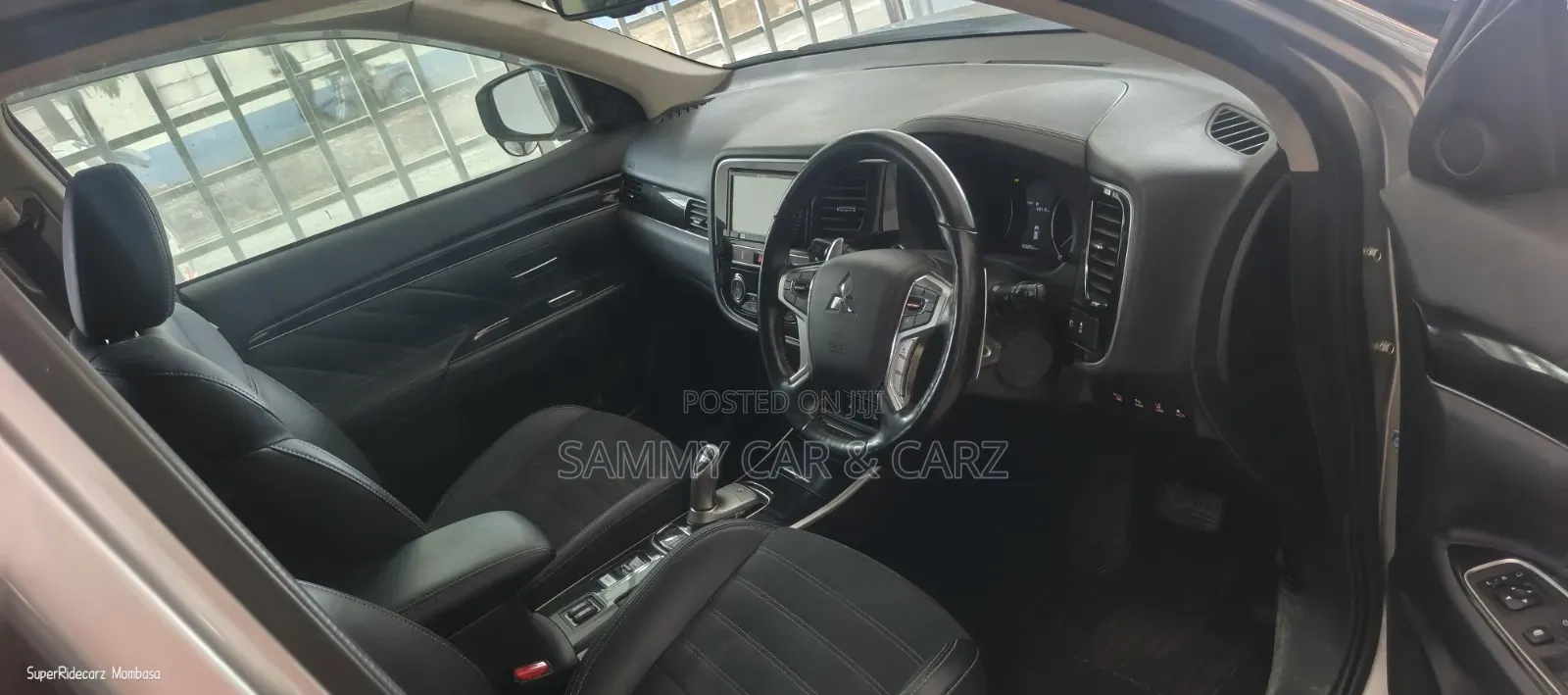 Mitsubishi Outlander 2.4 PHEV AWD 2018 Silver