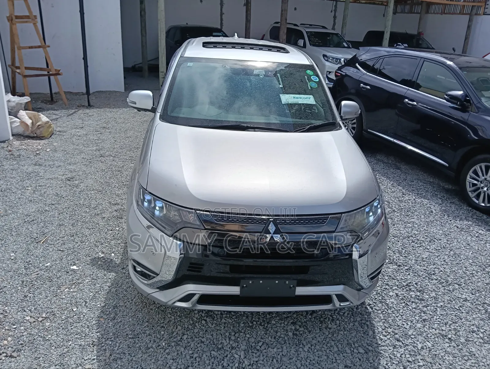 Mitsubishi Outlander 2.4 PHEV AWD 2018 Silver