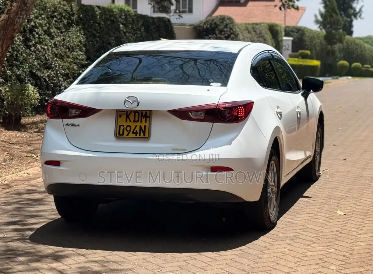 Mazda Axela 2016 White