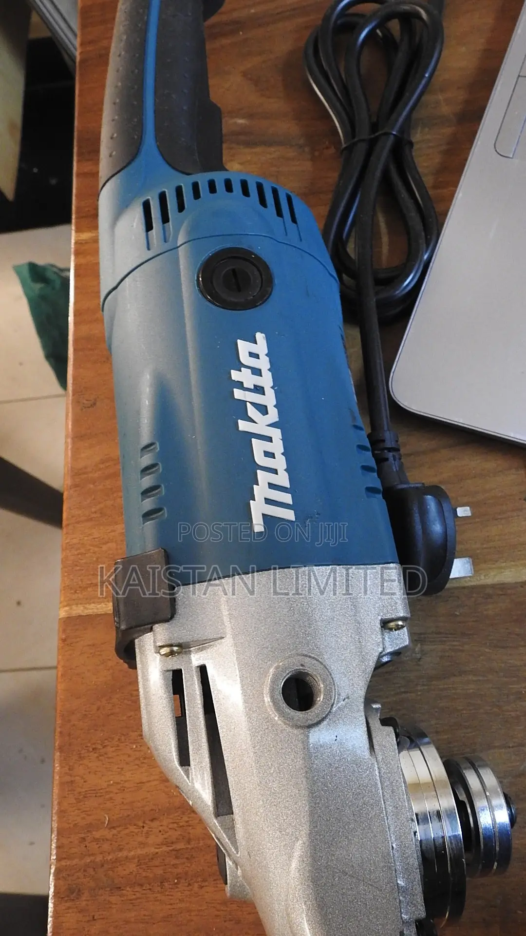 Makita Angle Grinder Machine 9" / Angle Grinding Machine