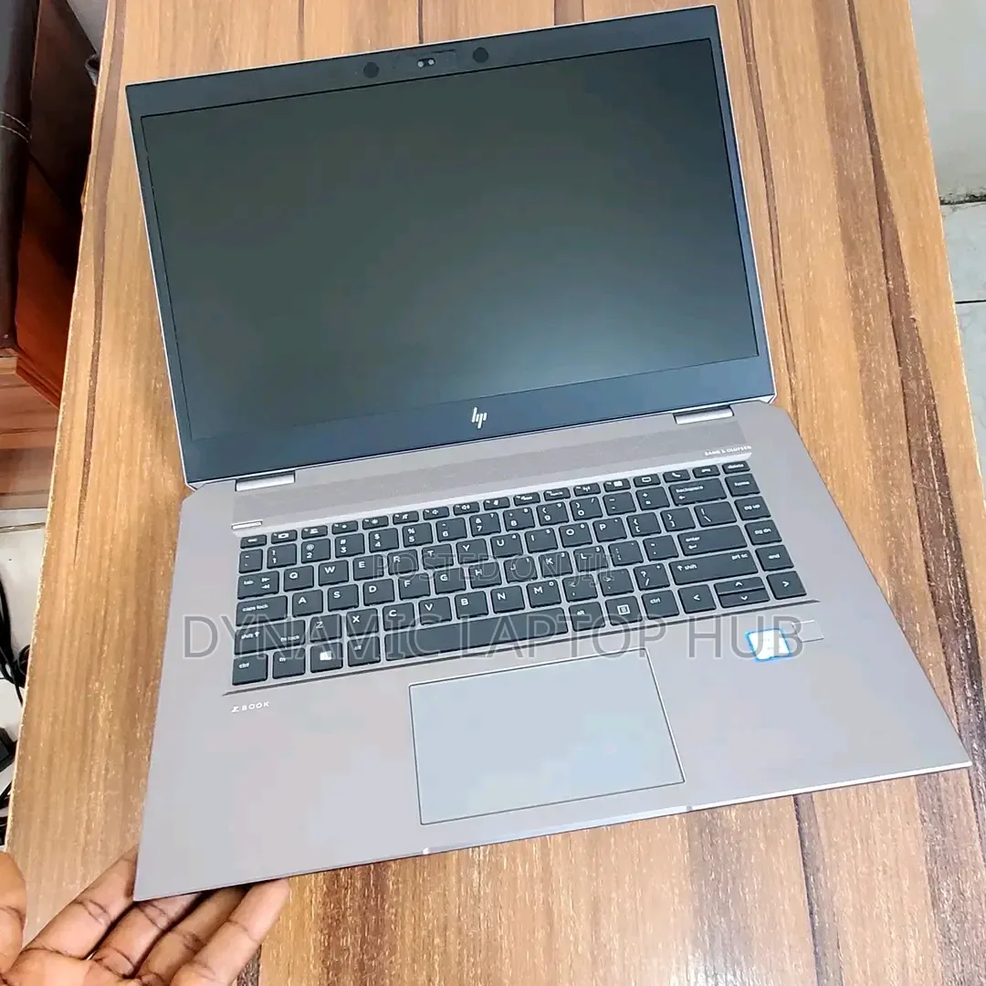 Laptop HP ZBook Studio G5 16GB Intel Core i7 SSD 512GB