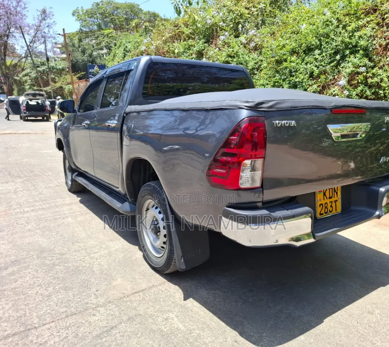 Toyota Hilux 2017 Gray