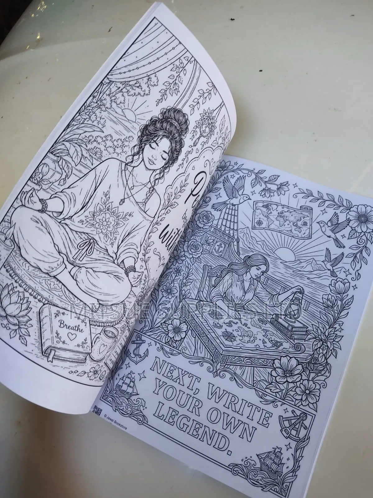 Adult/Women Colouring Book 21x29cm