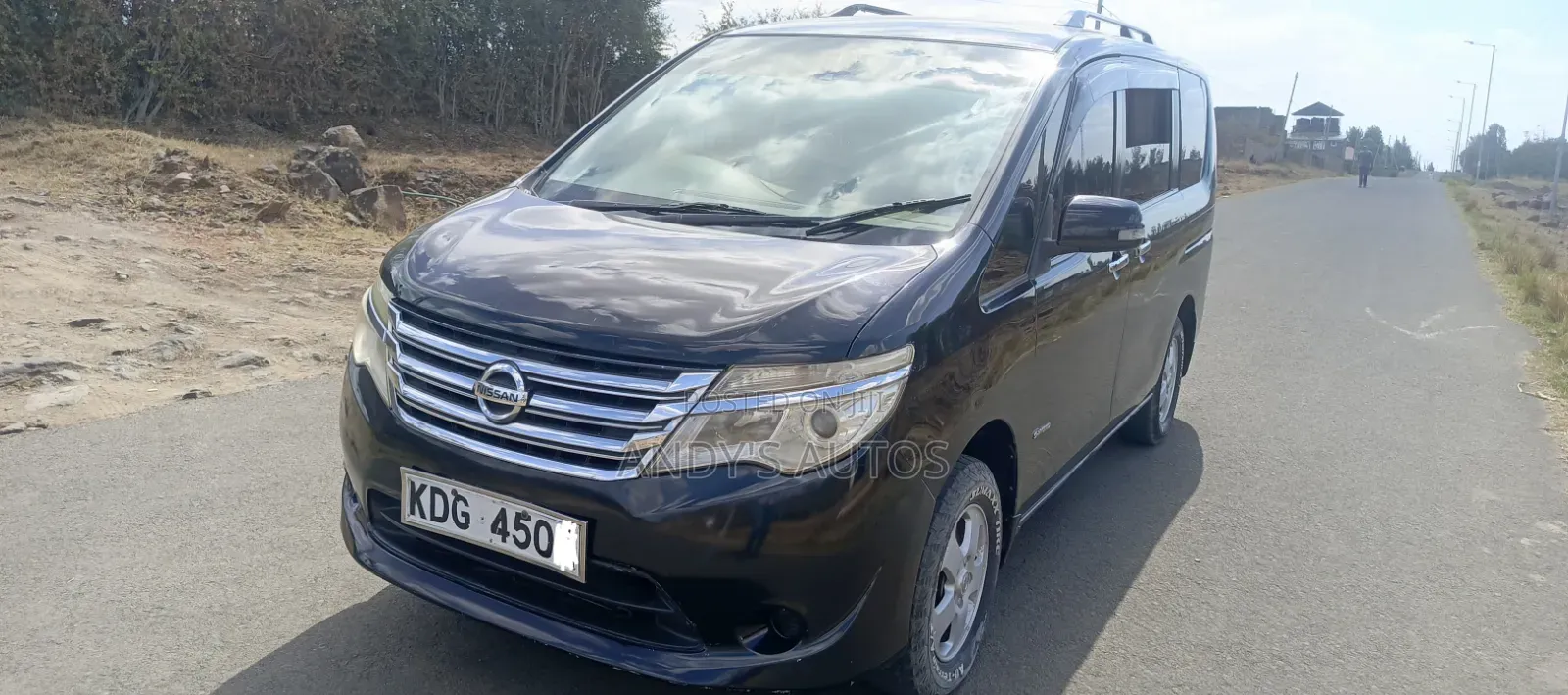 Nissan Serena 2015 Black