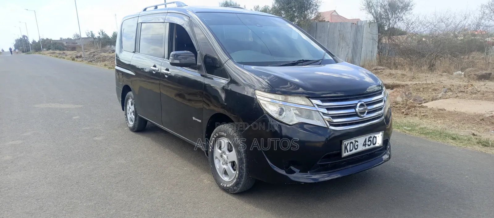 Nissan Serena 2015 Black