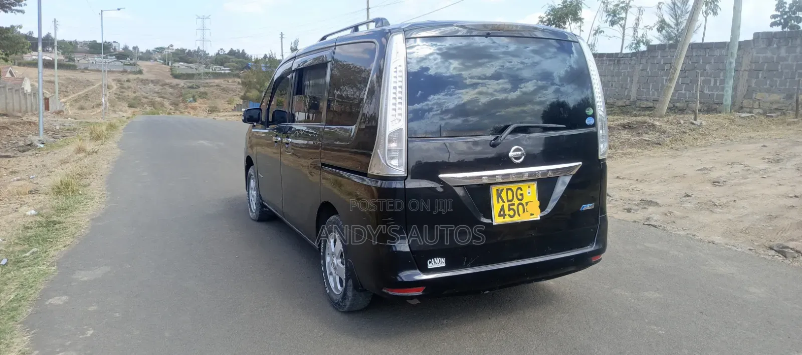 Nissan Serena 2015 Black