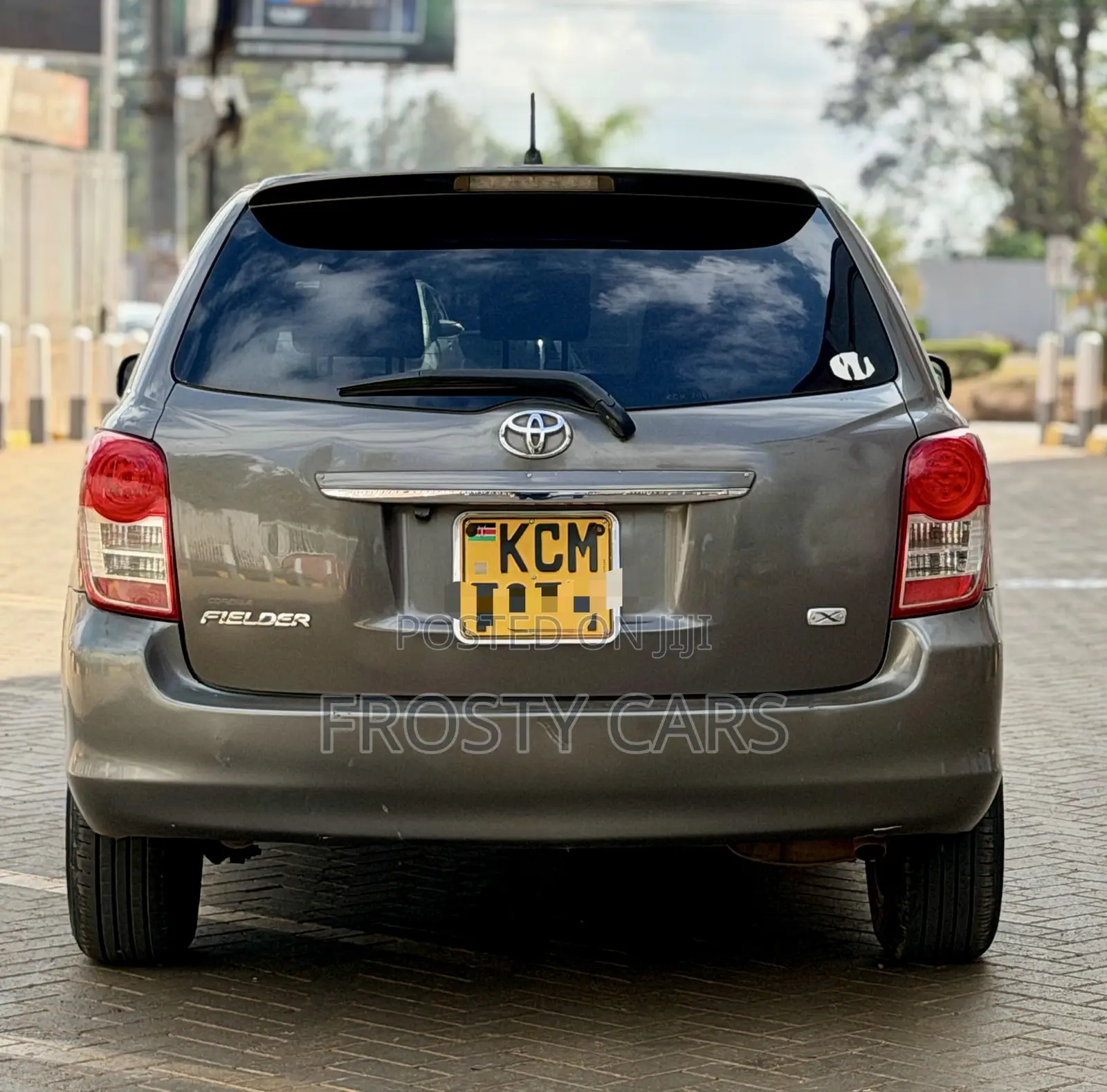 Toyota Corolla Fielder 1.5 Petrol FWD 2011 Gray