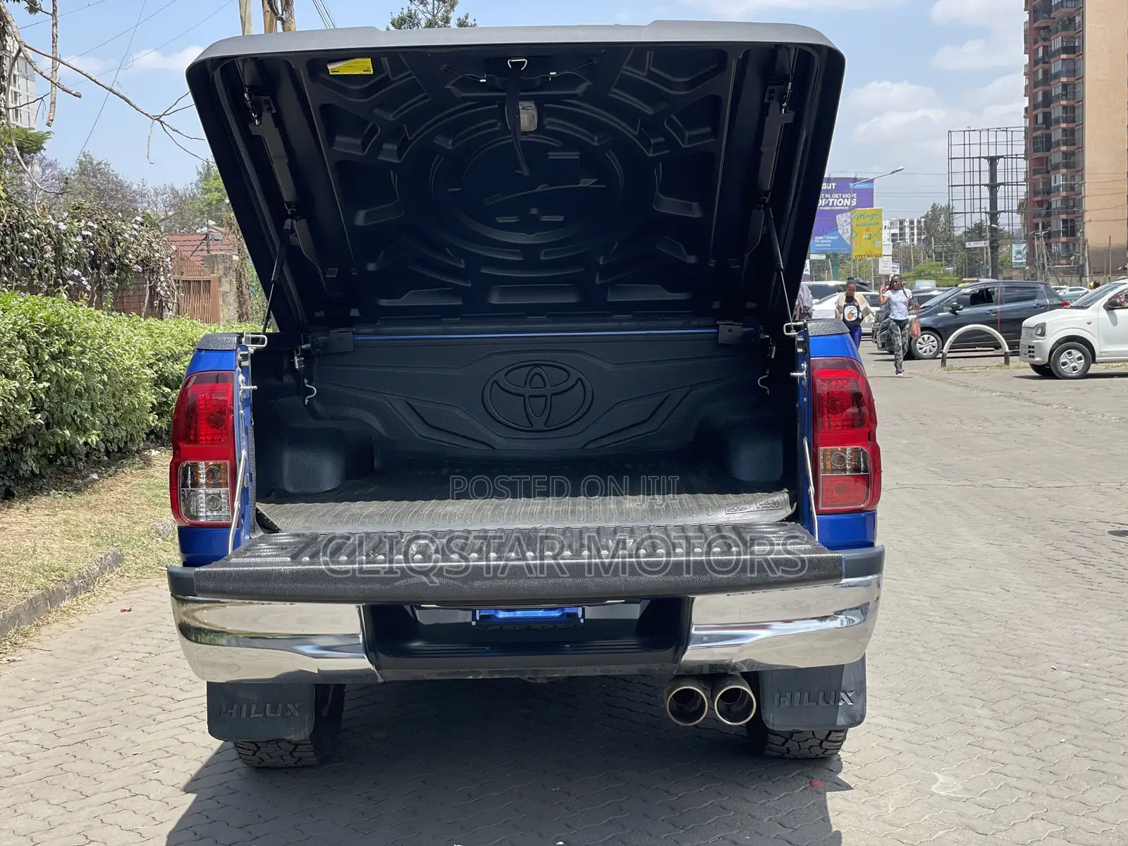 Toyota Hilux Revo Double Cab Deisel 2.4 AWD 2019 Blue