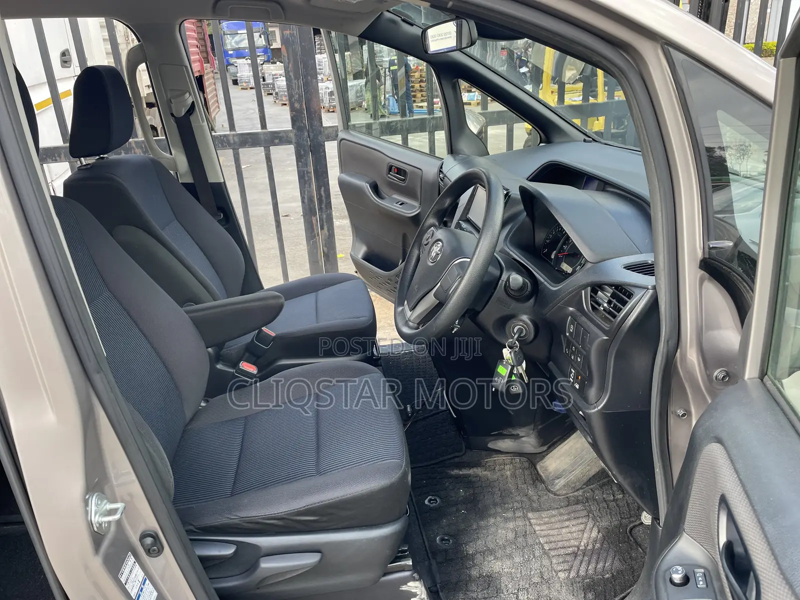 Toyota Voxy ZS 2WD 8-Seater 2019 Gray