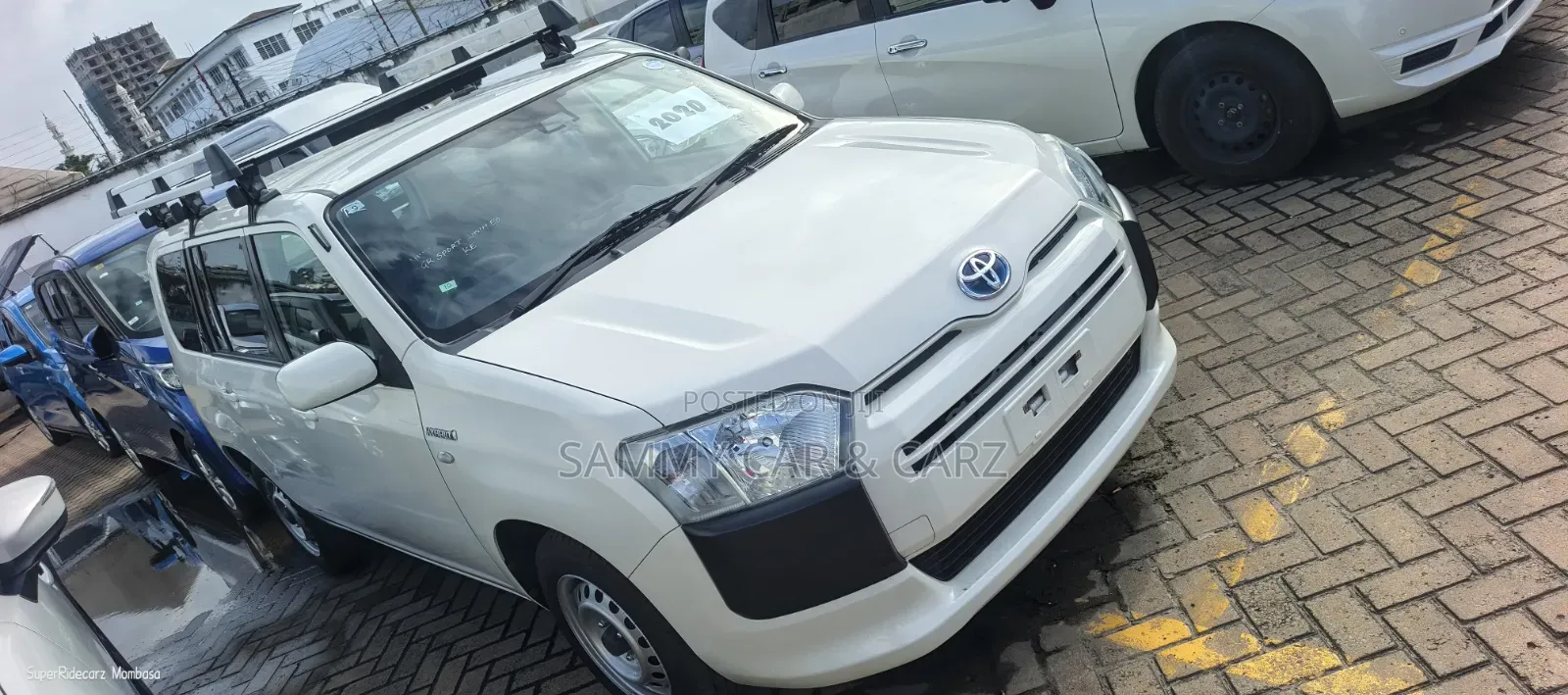 Toyota Probox 1.5 Hybrid F 2020 White