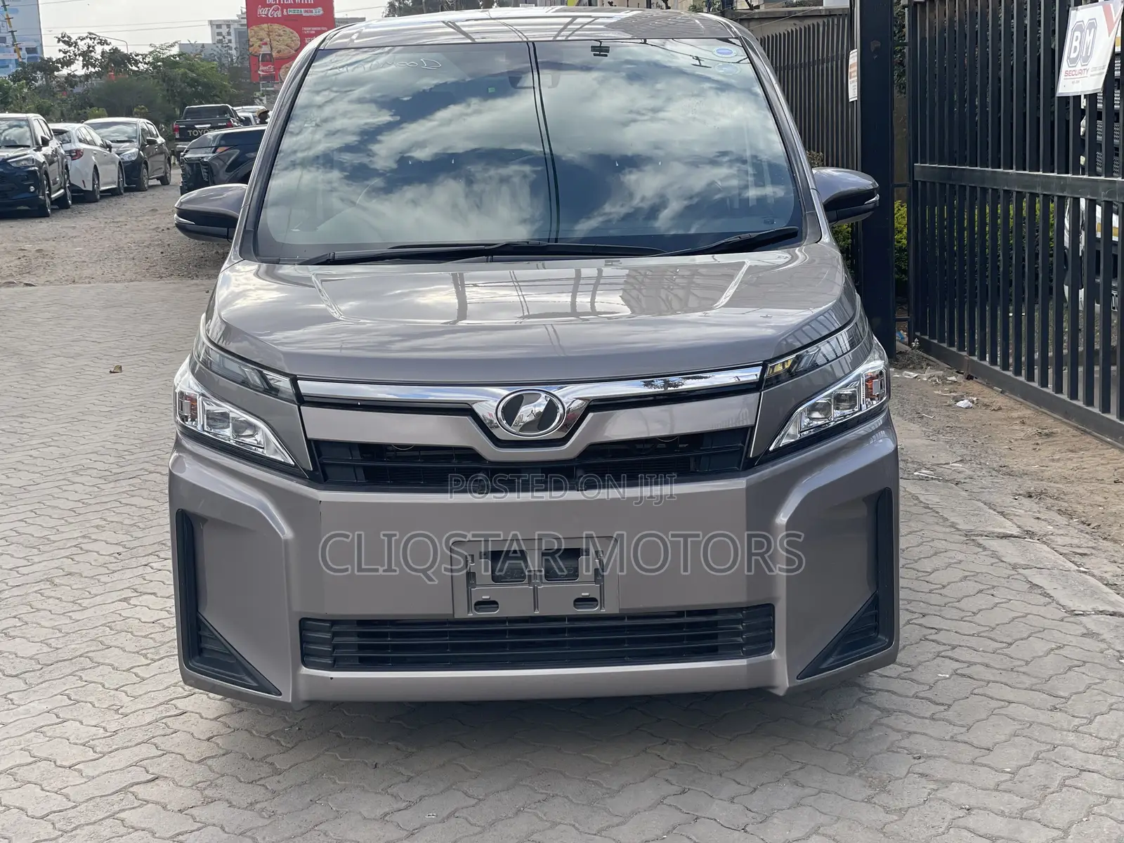 Toyota Voxy ZS 2WD 8-Seater 2019 Gray