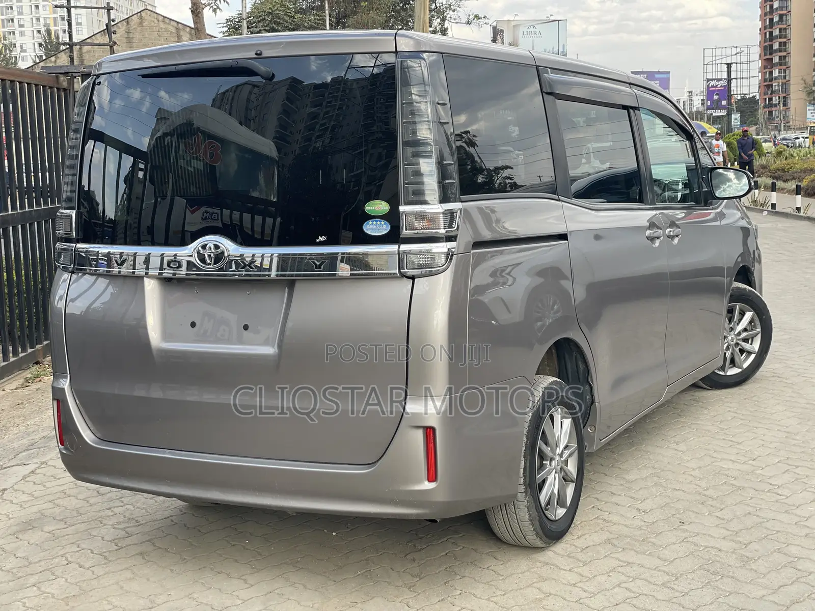 Toyota Voxy ZS 2WD 8-Seater 2019 Gray