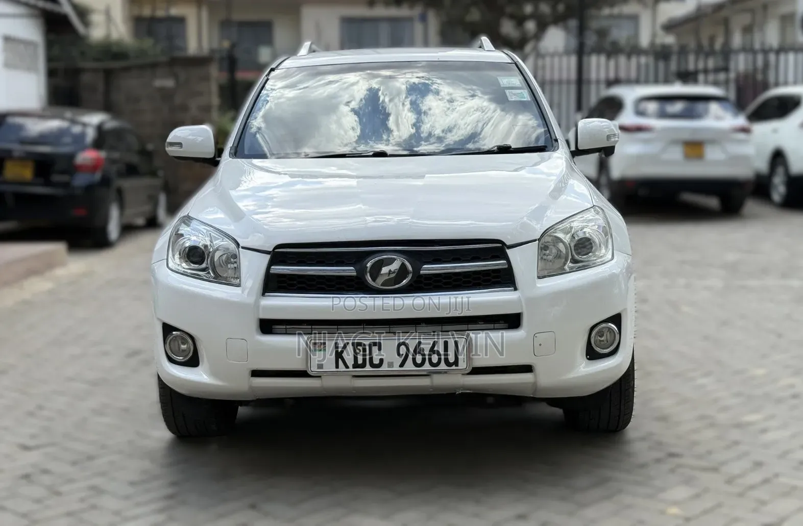 Toyota RAV4 2014 White