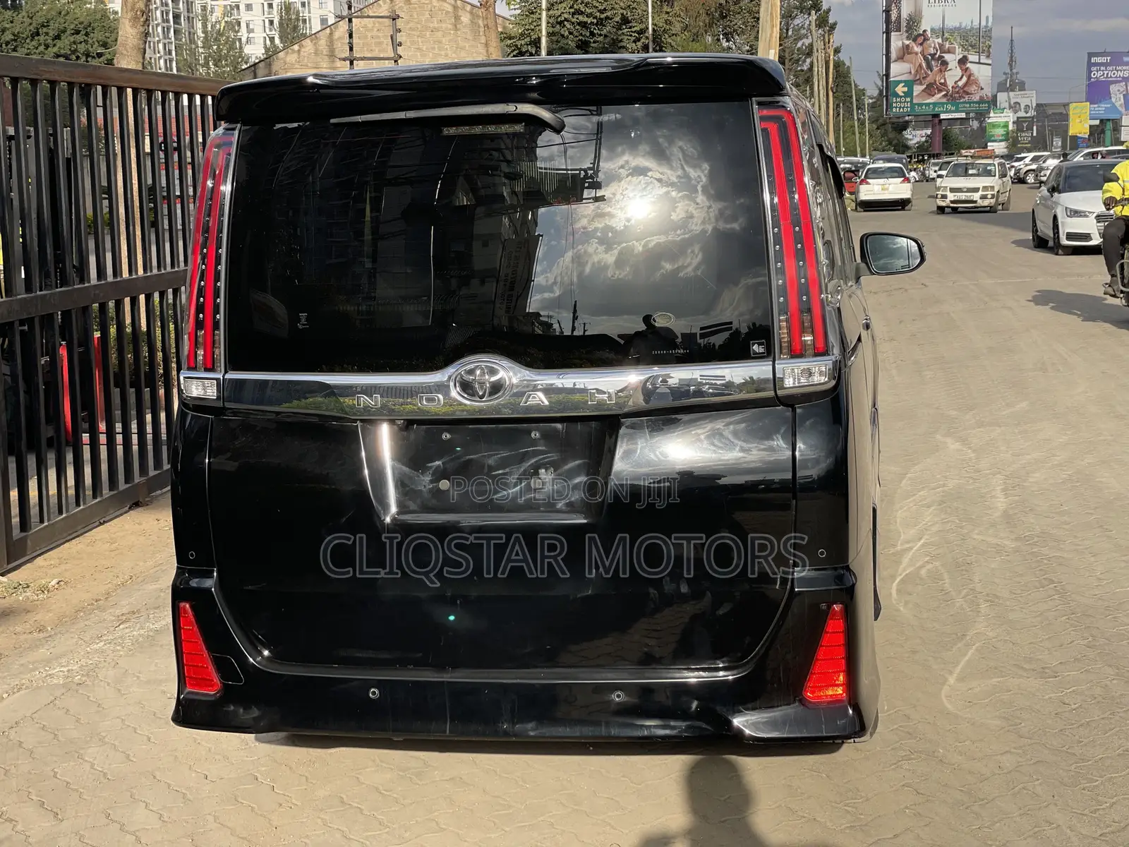 Toyota Noah 2.0 FWD (7 Seater) 2019 Black