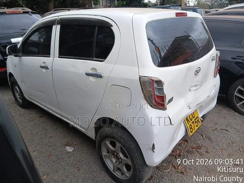 Daihatsu Mira 2012 White