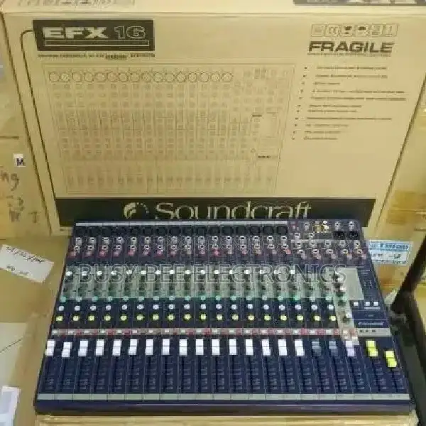 Soundcraft EFX16 Mixer